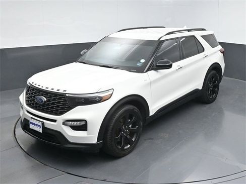 Used 2023 Ford Explorer ST-Line w/ Class IV Trailer Tow Package image 42