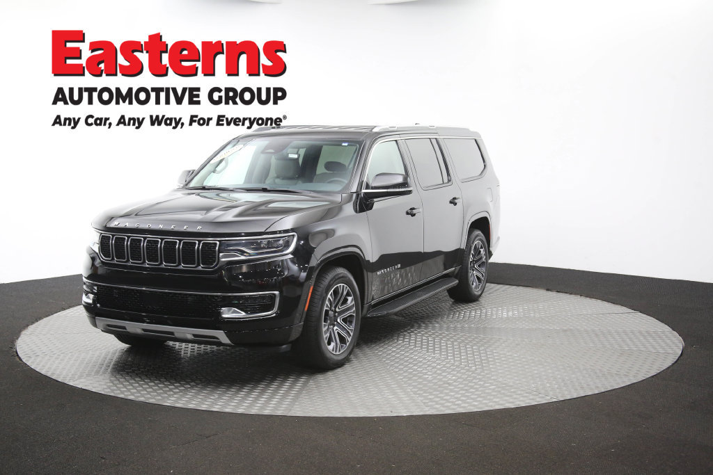 Used 2024 Jeep Wagoneer L Series II RWD image 64