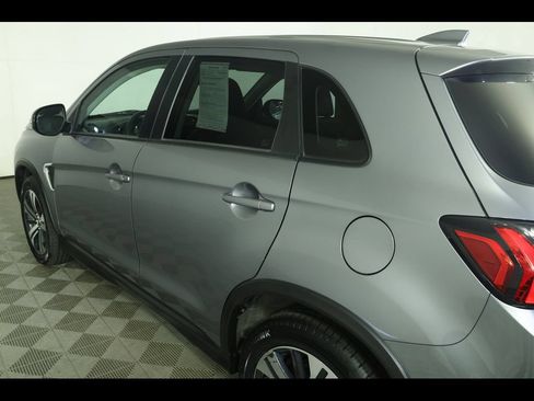 Used 2024 Mitsubishi Outlander Sport SE AWD/4WD image 15