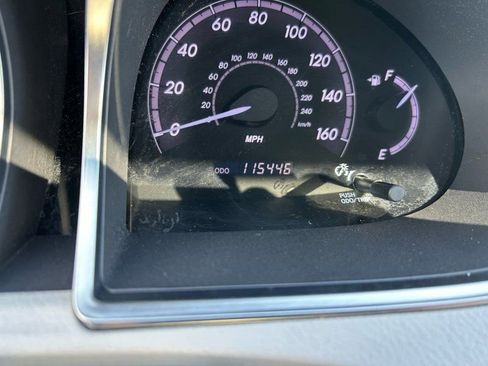 Used 2011 Toyota Avalon Limited image 16