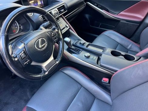 Used 2017 Lexus IS 200t image 10
