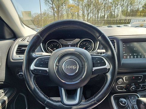 Used 2020 Jeep Compass Latitude w/ Cold Weather Group image 15