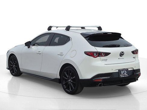 Used 2024 MAZDA MAZDA3 Hatchback w/Premium Plus Pkg image 4