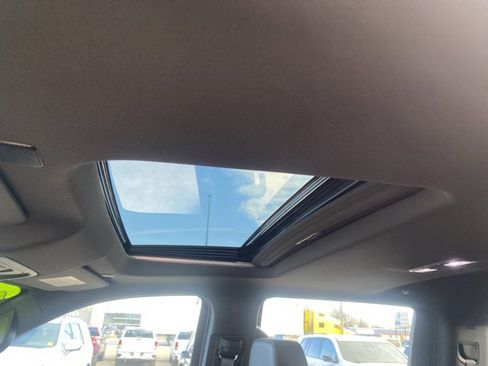 Used 2024 GMC Sierra 1500 AT4 w/ Technology Package image 20