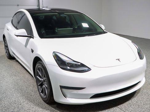 Used 2022 Tesla Model 3 Long Range image 5