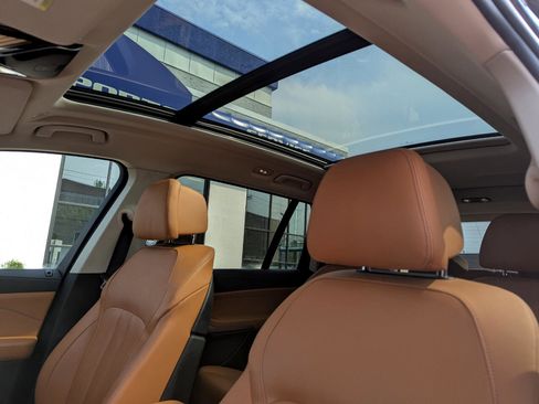 Used 2022 BMW X7 xDrive40i w/ Luxury Seating Package image 35