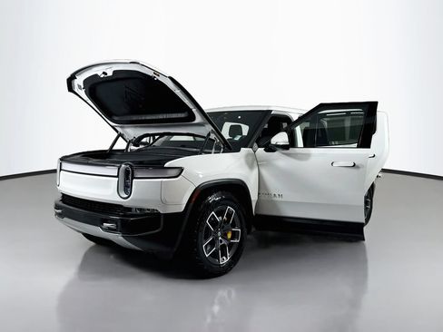 Used 2022 Rivian R1T Launch Edition AWD/4WD image 22