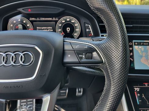 Used 2021 Audi SQ7 Prestige w/ Prestige Package image 34