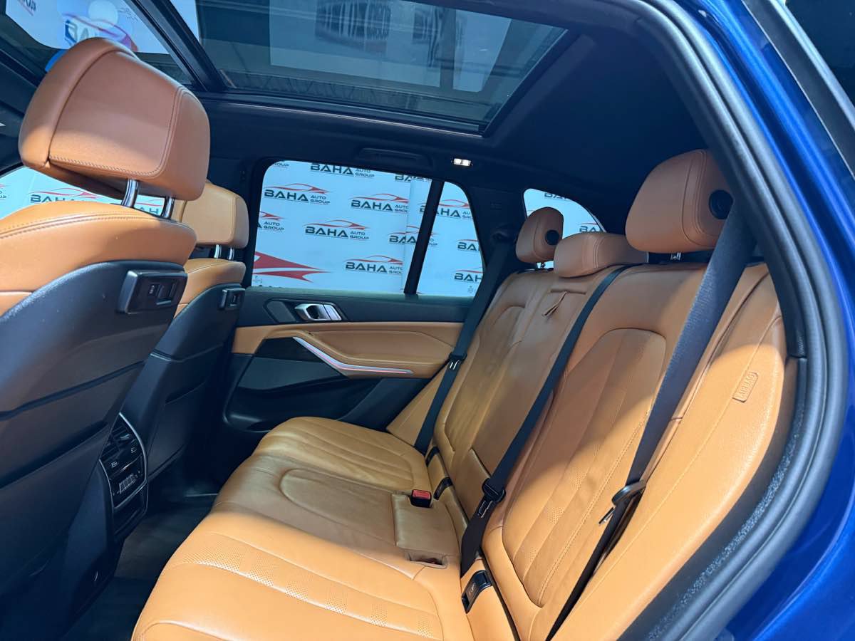 Used 2021 BMW X5 xDrive40i w/ M Sport Package AWD/4WD image 42
