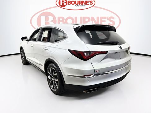 Used 2023 Acura MDX SH-AWD w/ Technology Package image 11