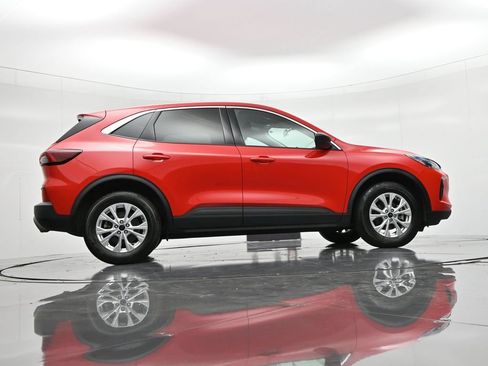 Used 2024 Ford Escape Active AWD/4WD image 22