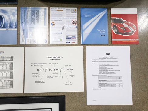 Used 2006 Ford GT RWD image 47