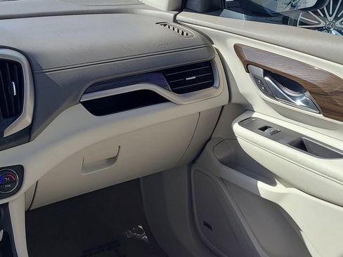 Used 2019 GMC Terrain Denali w/ Advanced Safety Package image 23