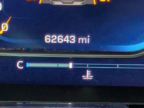 Used 2024 Chevrolet Silverado 2500 LT image 20