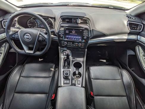 Used 2023 Nissan Maxima SV w/ Floor Mat Group FWD image 15