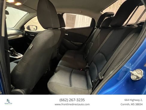 Used 2018 Toyota Yaris iA image 11