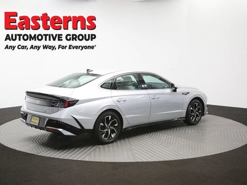 Used 2025 Hyundai Sonata SEL FWD image 42