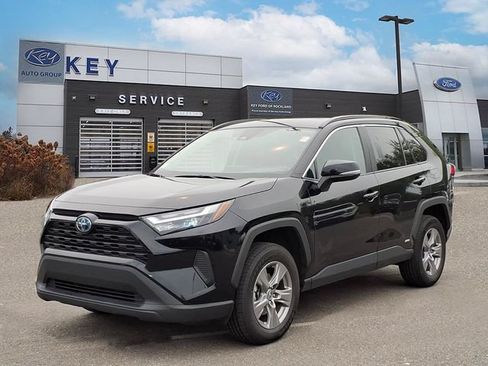 Used 2024 Toyota RAV4 LE AWD/4WD image 1