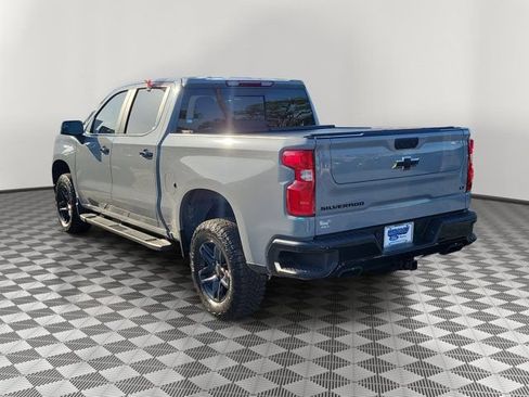 Used 2024 Chevrolet Silverado 1500 LT Trail Boss w/ Convenience Package II AWD/4WD image 4