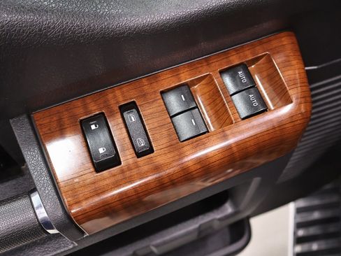 Used 2016 Ford F250 King Ranch w/ King Ranch w/Chrome Package image 12