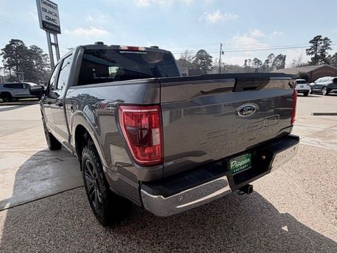Used 2021 Ford F150 XLT image 6