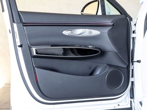 Used 2026 Genesis GV70 2.5T image 13