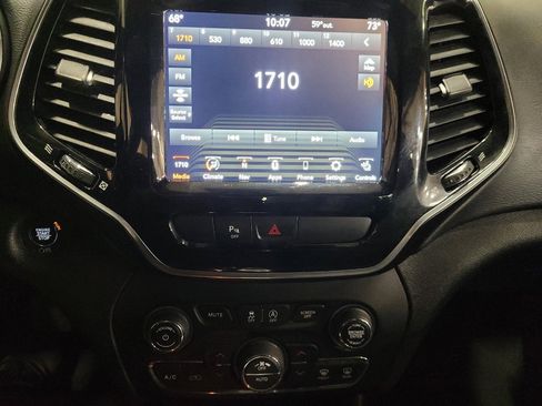 Used 2020 Jeep Cherokee High Altitude AWD/4WD image 25