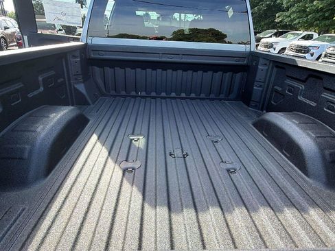 New 2026 Chevrolet Silverado 2500 Custom w/ Custom Value Package AWD/4WD image 13