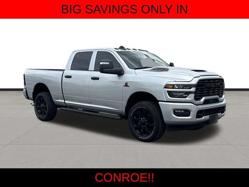 Used 2026 RAM 2500 Tradesman AWD/4WD image 3