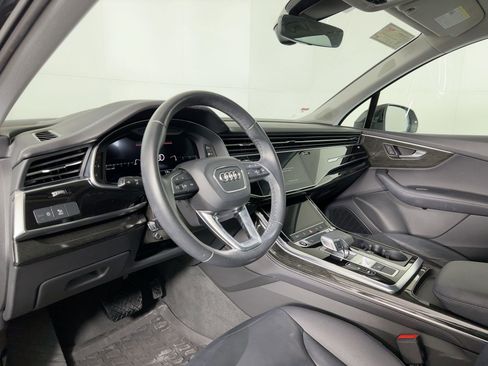 Used 2023 Audi Q7 3.0T Premium Plus image 3
