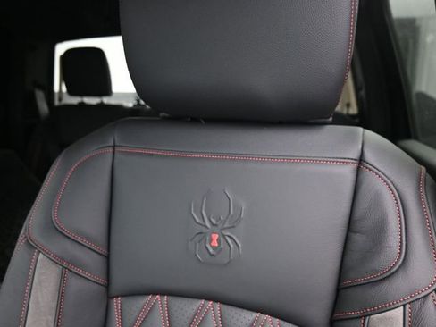 New 2025 RAM 2500 Big Horn AWD/4WD image 15