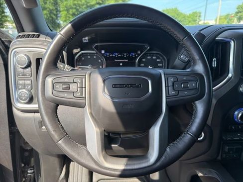 Used 2022 GMC Sierra 1500 Denali w/ Technology Package AWD/4WD image 14