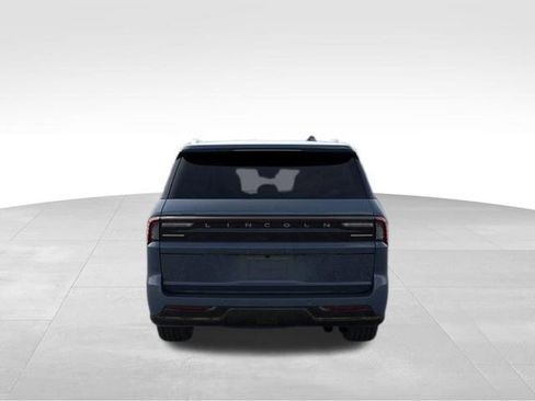 New 2026 Lincoln Navigator L Reserve image 5