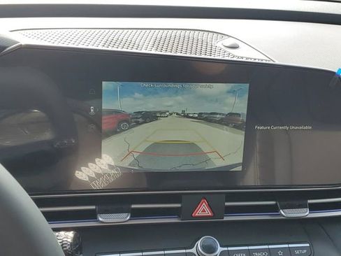 New 2026 Hyundai Elantra Limited FWD image 27