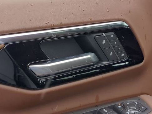 New 2026 Chevrolet Suburban High Country w/ Sun And Tow Package image 20