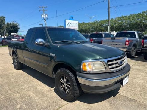 Used 2002 Ford F150 XLT RWD image 3