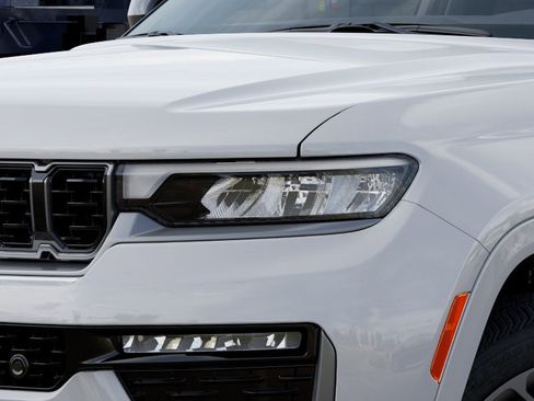 New 2026 Jeep Grand Cherokee L Summit image 10