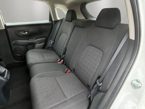 Used 2023 Honda HR-V LX image 13