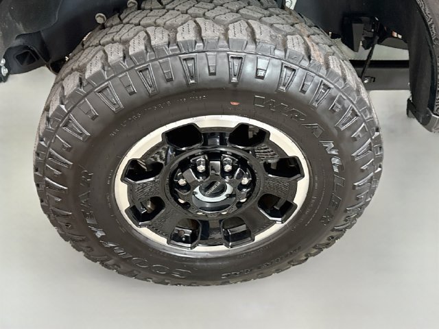 Certified 2026 Ford F350 Platinum w/ Tremor Off-Road Package AWD/4WD image 32