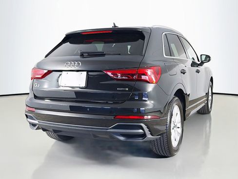 Certified 2025 Audi Q3 2.0T Premium w/ Convenience Package AWD/4WD image 7