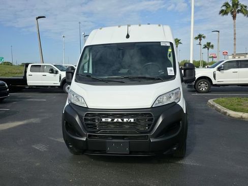 Used 2023 RAM ProMaster 2500 image 3