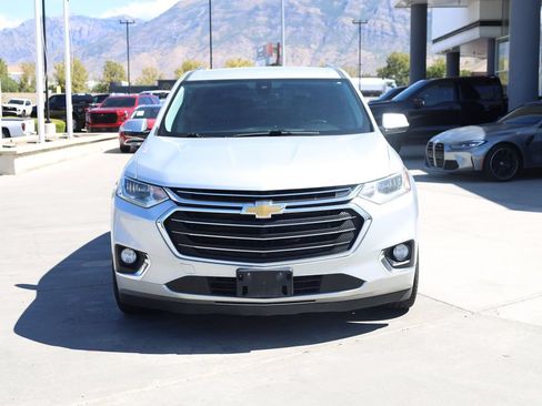 Used 2019 Chevrolet Traverse Premier AWD/4WD image 9