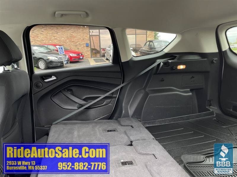 Used 2016 Ford Escape SE w/ Equipment Group 201A AWD/4WD image 31