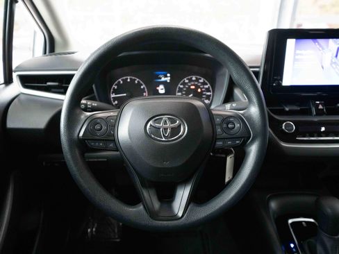 Used 2024 Toyota Corolla LE image 21