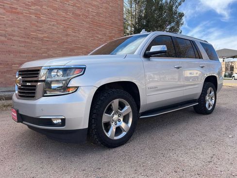 Used 2017 Chevrolet Tahoe Premier AWD/4WD image 4