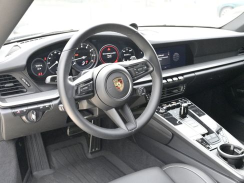 Used 2024 Porsche 911 Targa 4S image 16