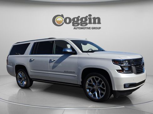 Used 2018 Chevrolet Suburban Premier image 6