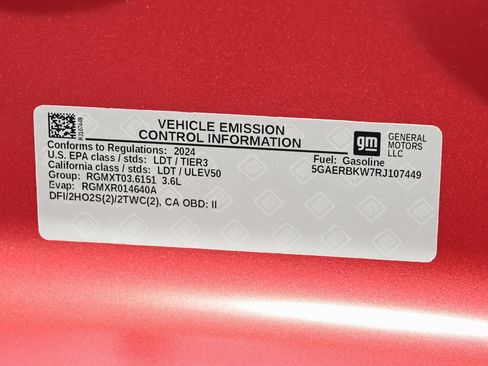 Used 2024 Buick Enclave Essence w/ Sport Touring Edition image 17