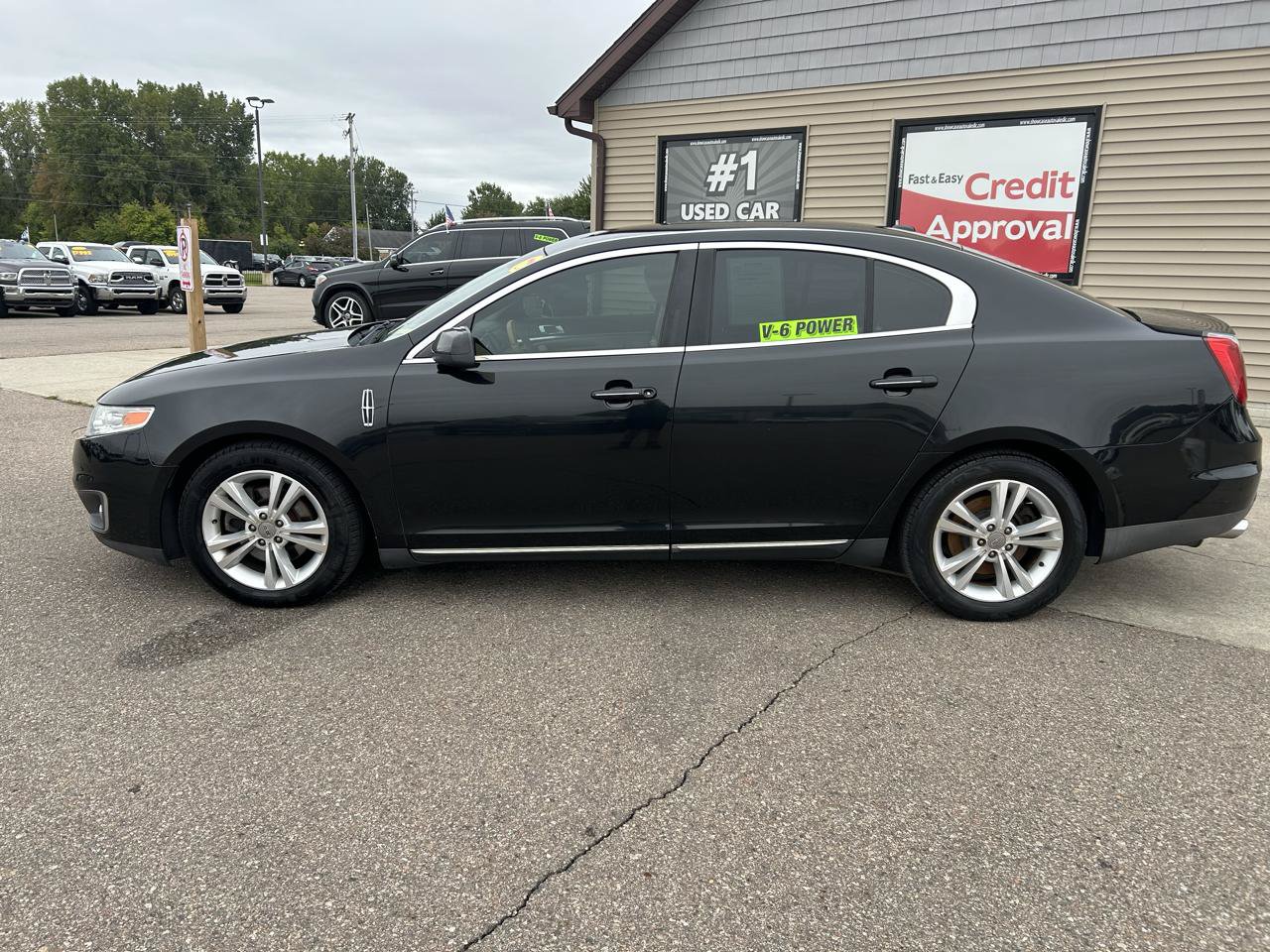 Used 2009 Lincoln MKS AWD image 8