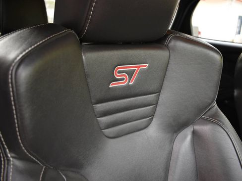 Used 2013 Ford Focus ST image 26